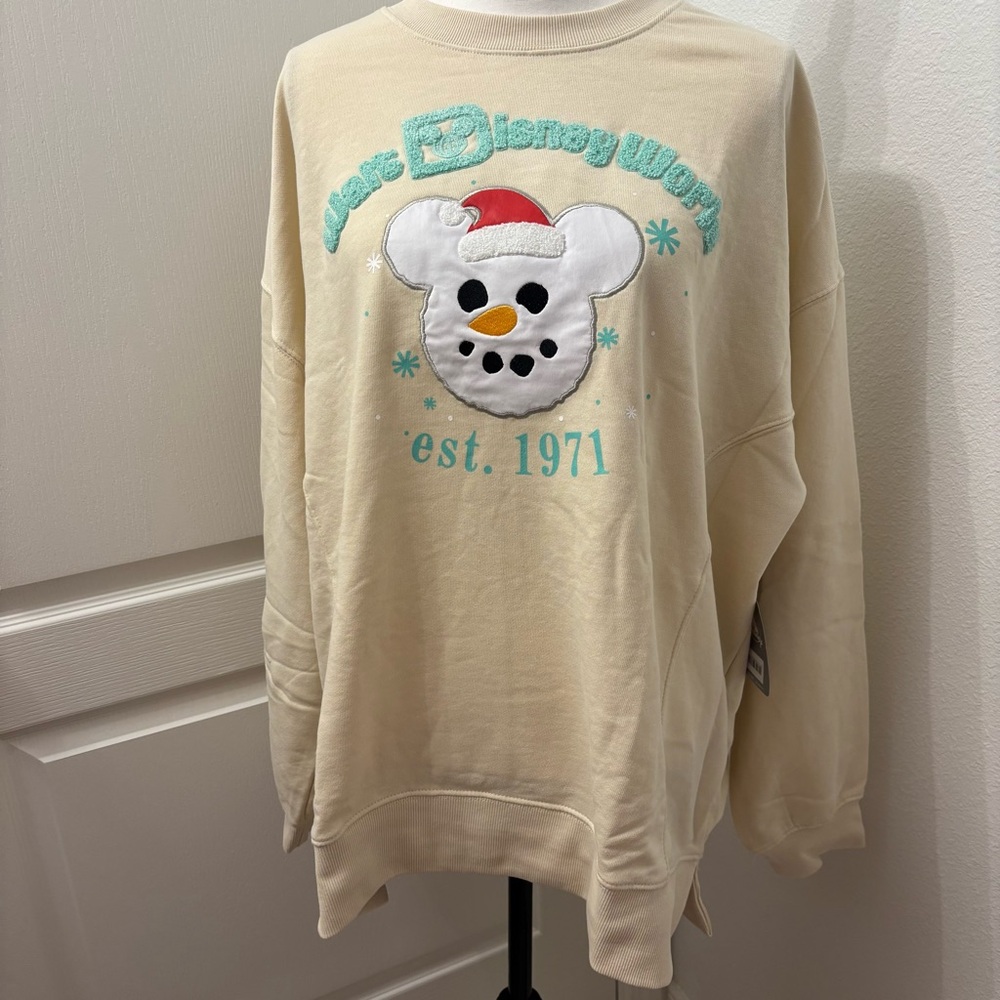 1. Disney World Snowman Christmas Sweatshirt XL